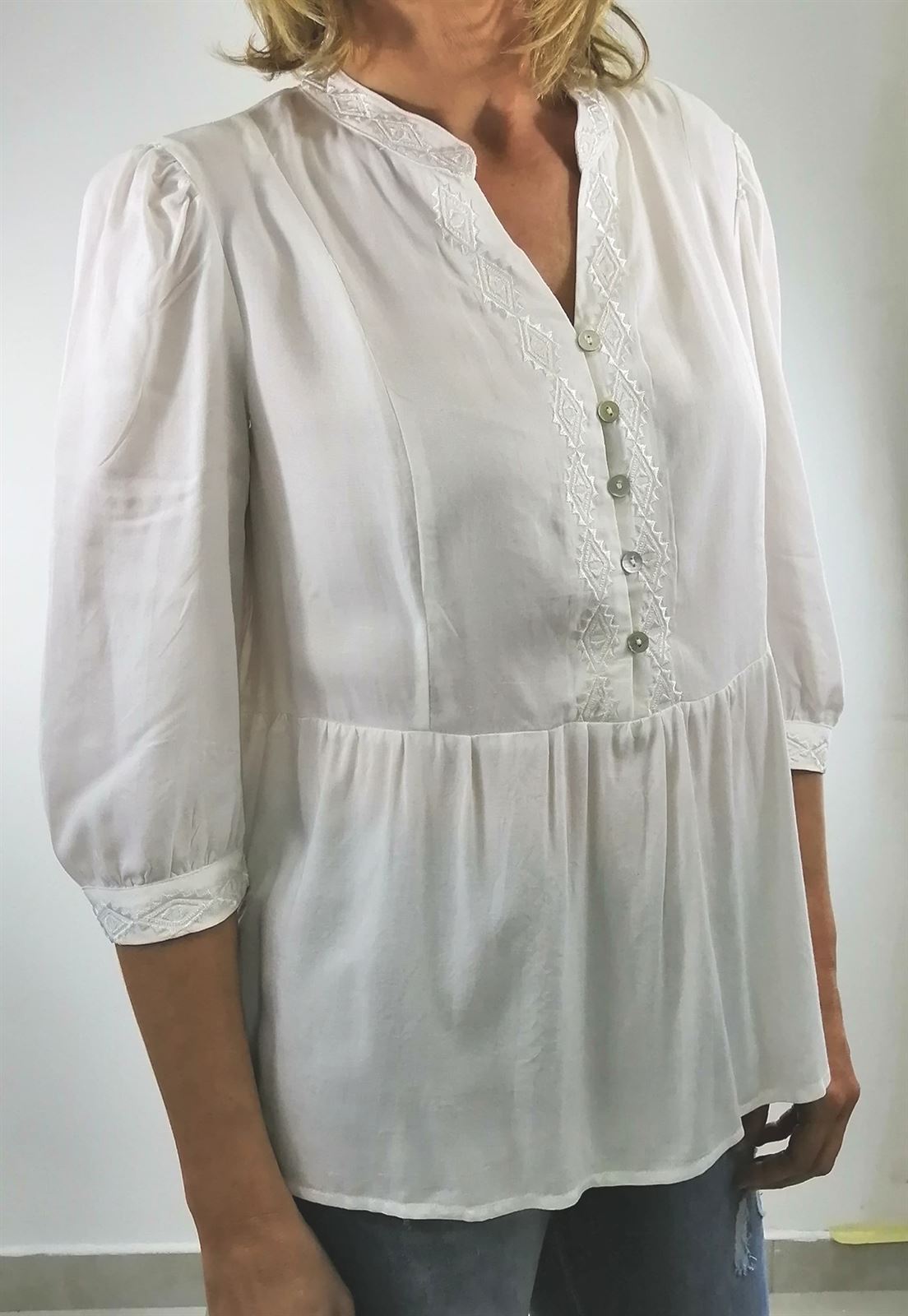 BLUSA BORDADOS - Imagen 5