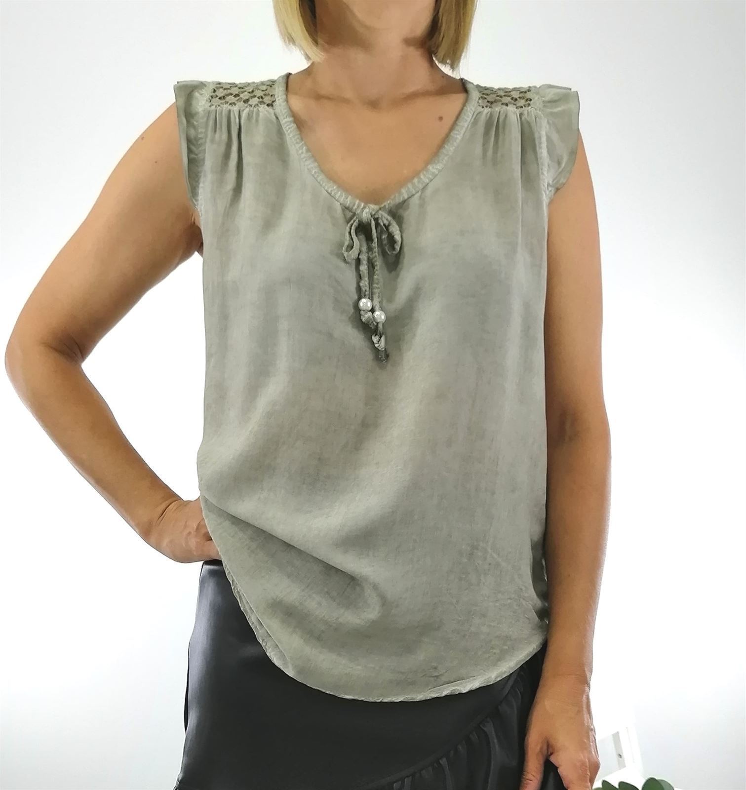 BLUSA VERDE - Imagen 1