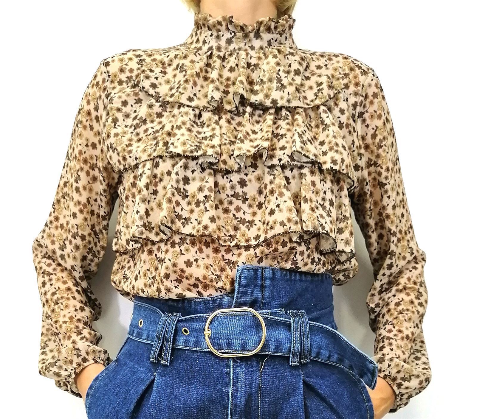 Blusa top con volantes