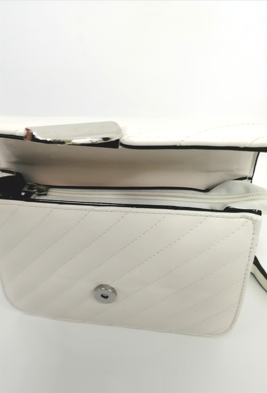 BOLSO CLUTCH CADENA BLANCO - Imagen 4