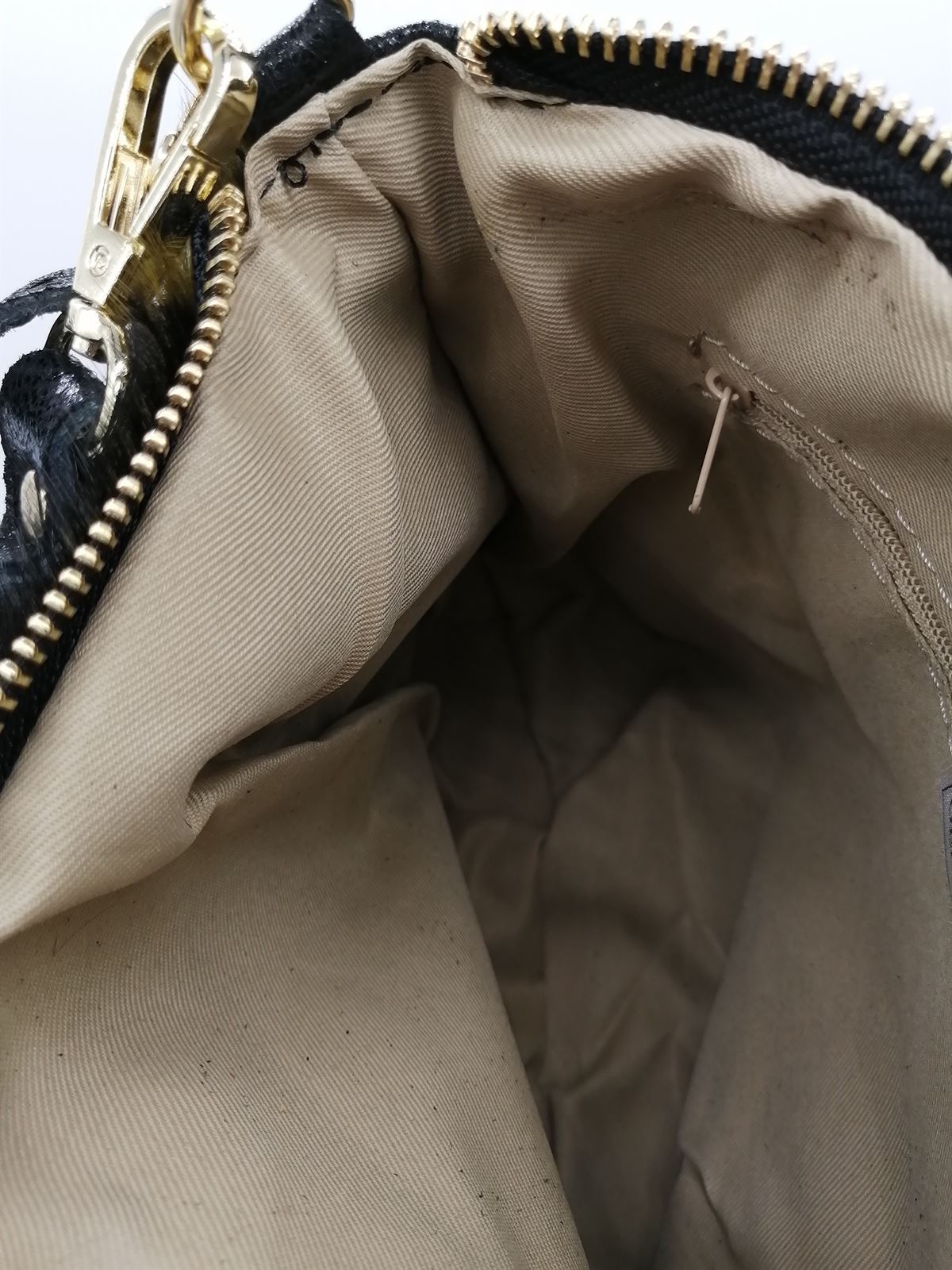 BOLSO SACA PIEL CON PELO ESTAMPADO MILITAR - Imagen 5