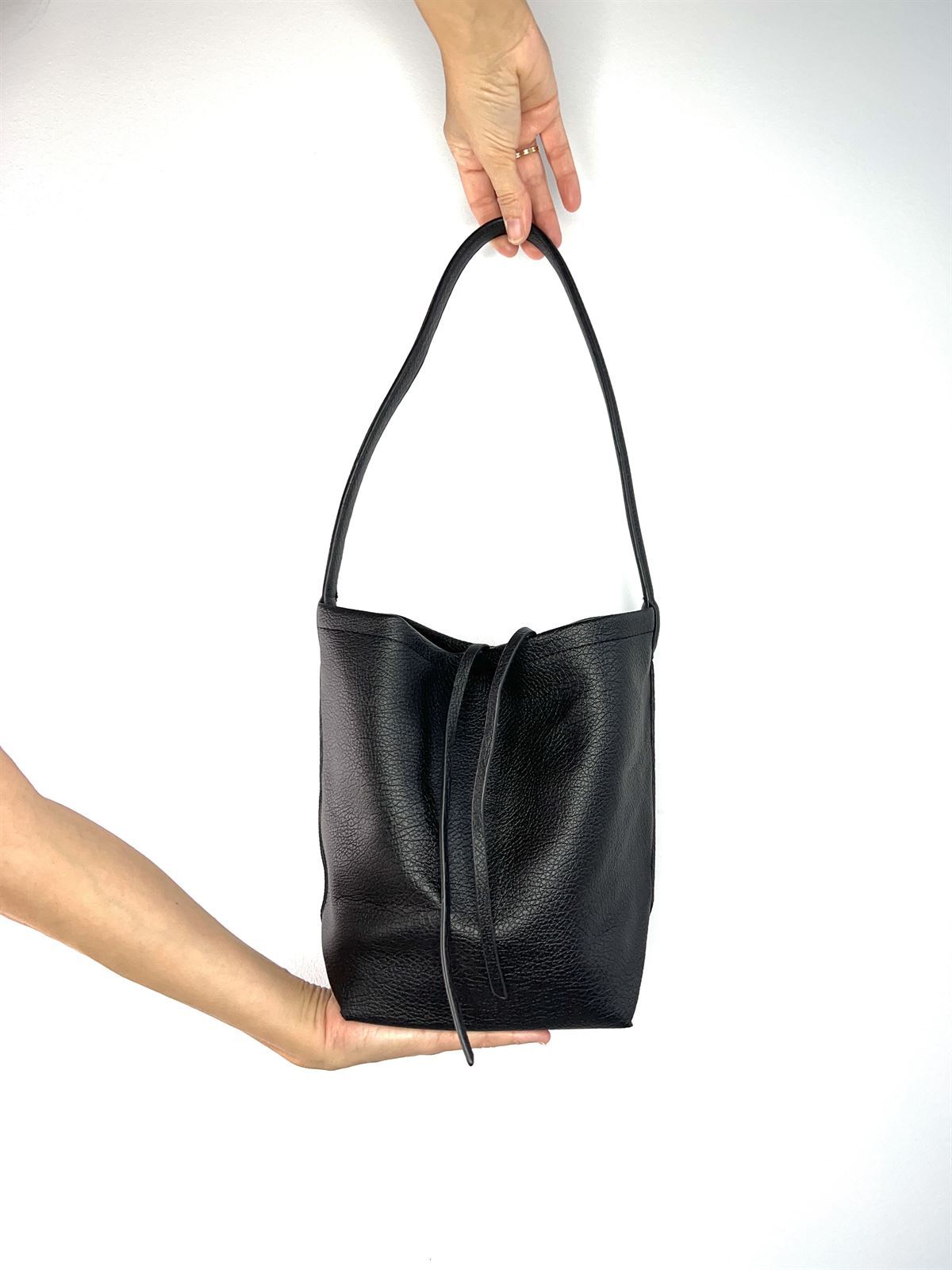 BOLSO SACO NEGRO - Imagen 1