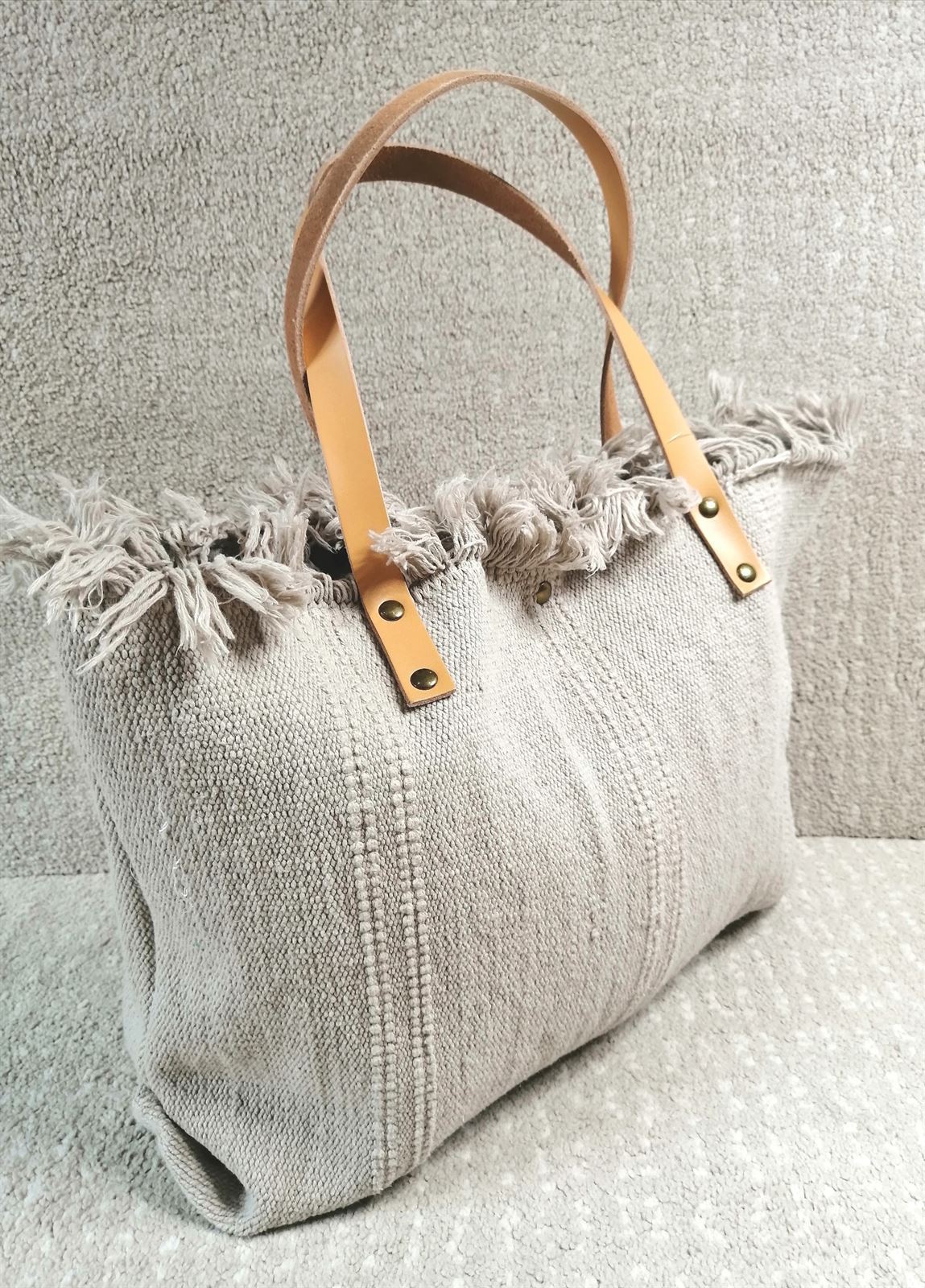 BOLSO SHOPPER FLECOS BEIGE - Imagen 2