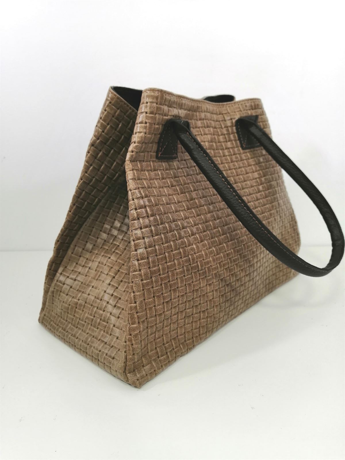 BOLSO SHOPPER PIEL RELIEVE - Imagen 2