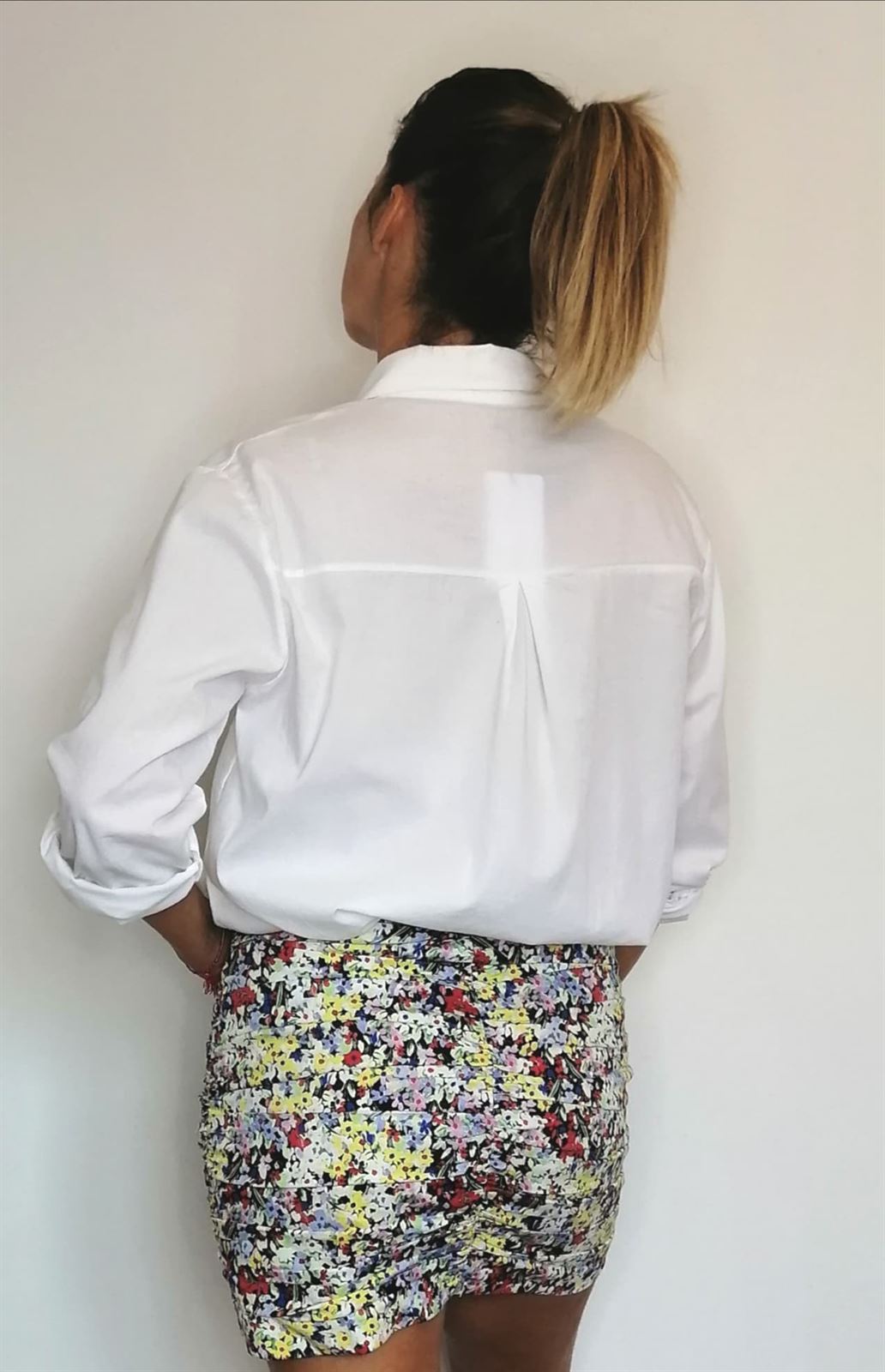 CAMISA BLANCA ABERTURAS - Imagen 7