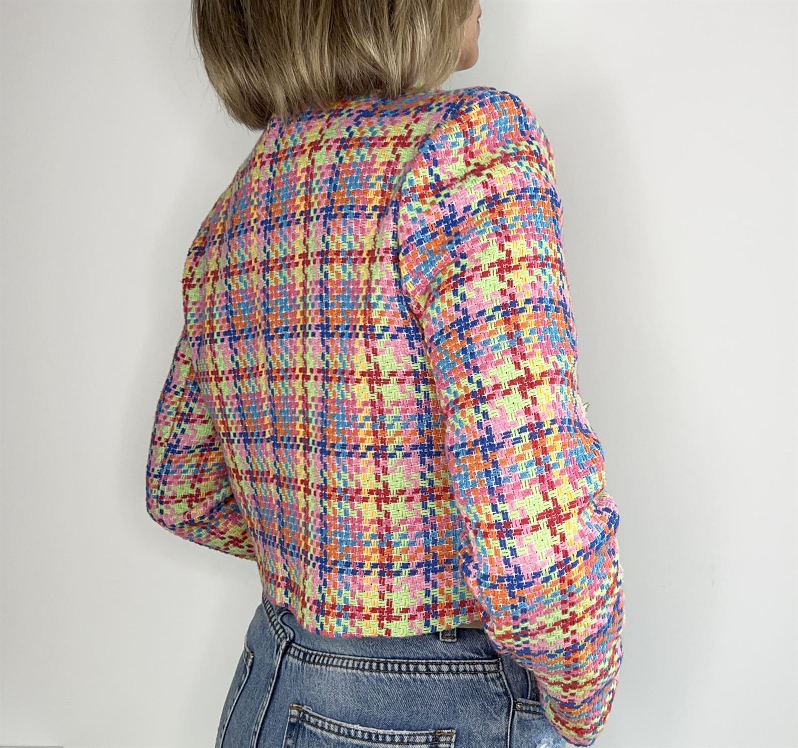 CHAQUETA CORTA TWEED MULTICOLOR - Imagen 4