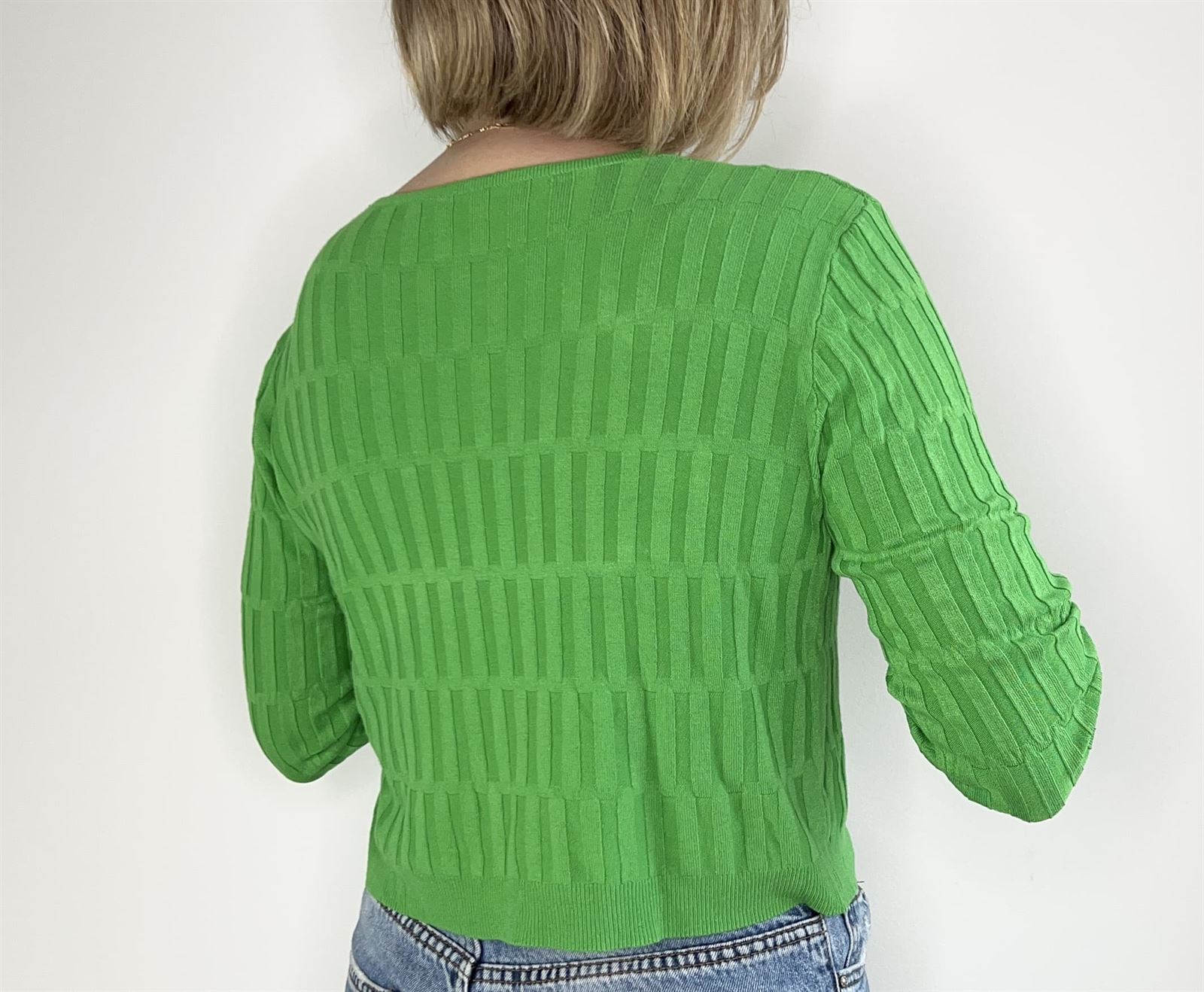 CHAQUETA PUNTO FINO BOTONES VERDE - Imagen 4