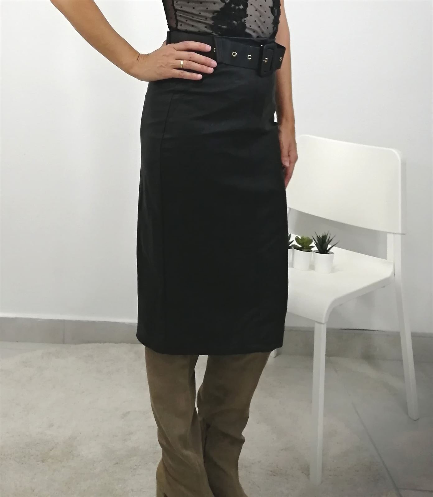 FALDA MIDI TUBO NEGRA - Imagen 1
