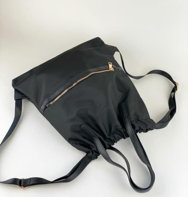 MOCHILA NYLON NEGRA - Imagen 1