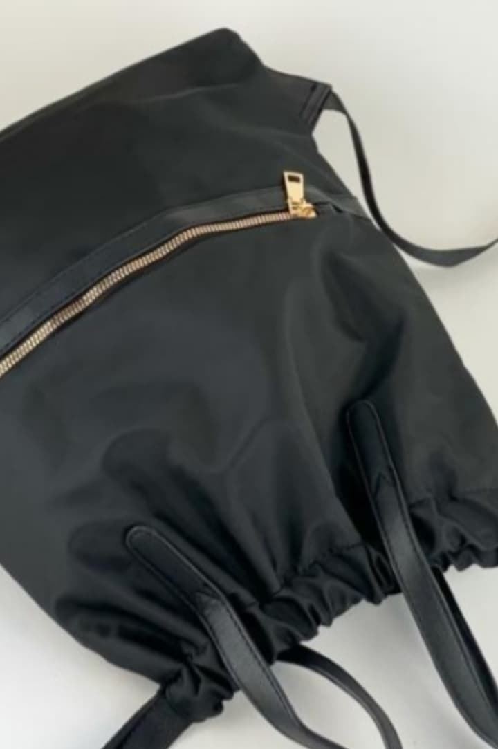 MOCHILA NYLON NEGRA - Imagen 2