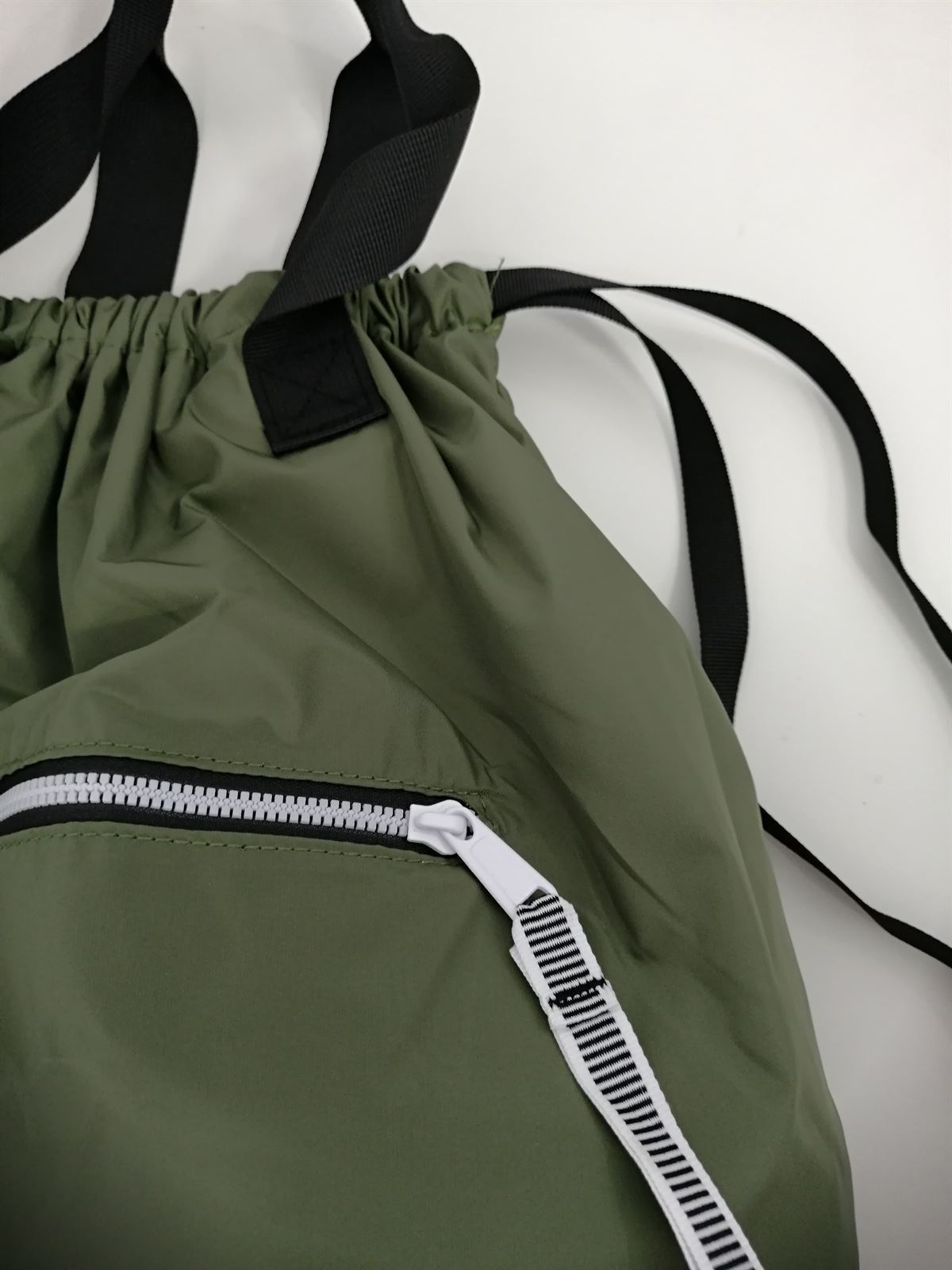 MOCHILA NYLON VERDE - Imagen 2